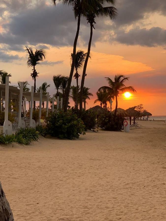 Villa Real Playa Nueva Romana 라로마나 외부 사진